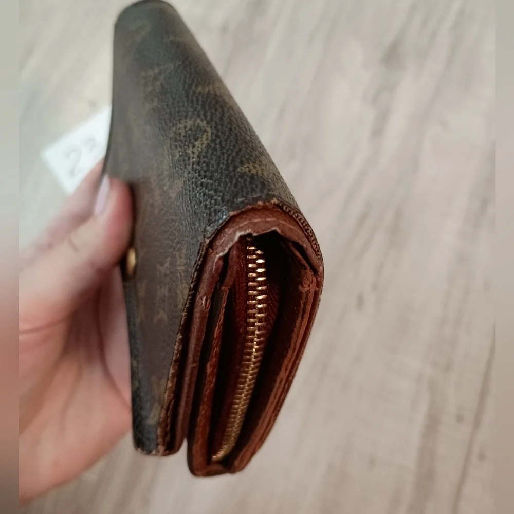 Louis Vuitton Monogram Porte Monnaie Tresor Wallet
